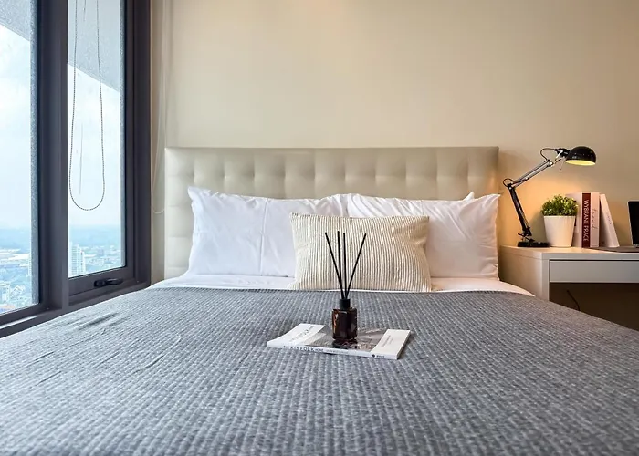 Spacious High Rise 2br - Ultra Fast Wifi - Phrom Phong