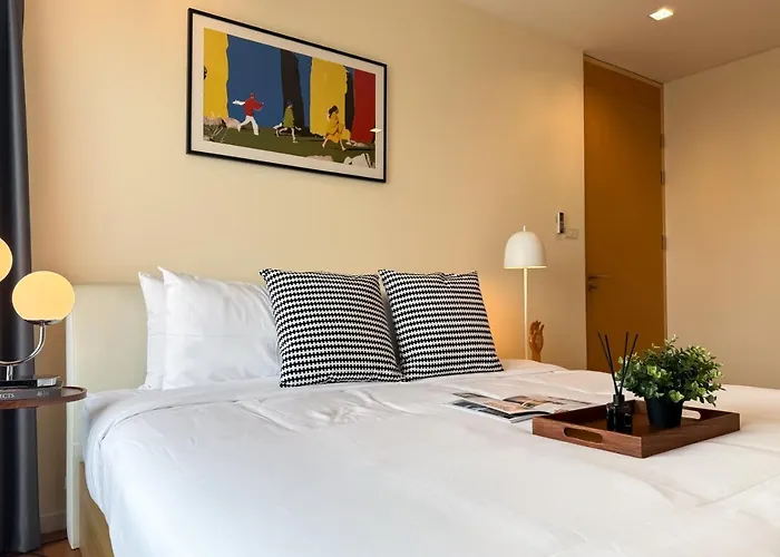 Spacious High Rise 2br - Ultra Fast Wifi - Phrom Phong Apartamento