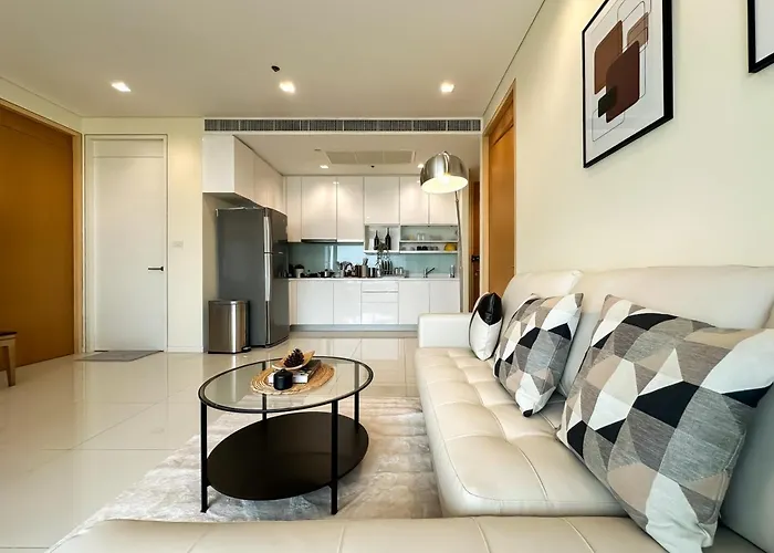 Spacious High Rise 2br - Ultra Fast Wifi - Phrom Phong Appartamento